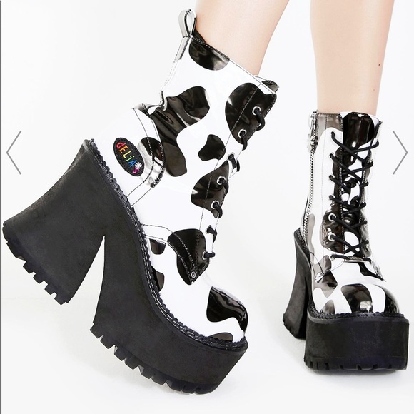 SOLD OUT dELiA*s Animal Behavior Platform Boots - Picture 1 of 4